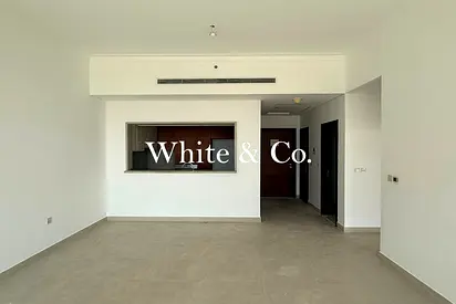 Exclusive | Spacious 1 Bed | Chiller Free