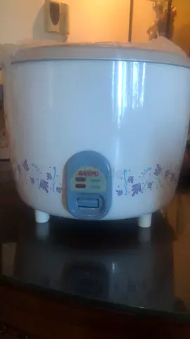 Sanyo Electric Rice Cooker 4.5L - Brand New Packed