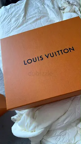 LV Shose 5000 dh