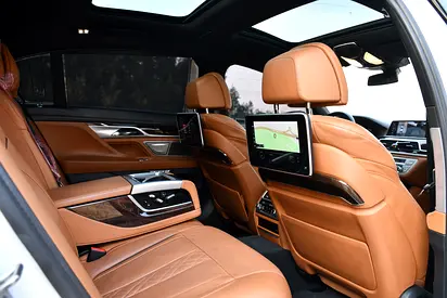 2016 BMW 7-SERIES 缩略图 8