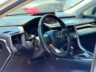 صورة 7 لـ 2017 Lexus RX-SERIES