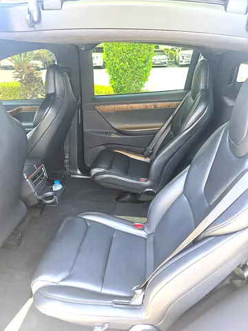 2019 Tesla MODEL X — фото 7