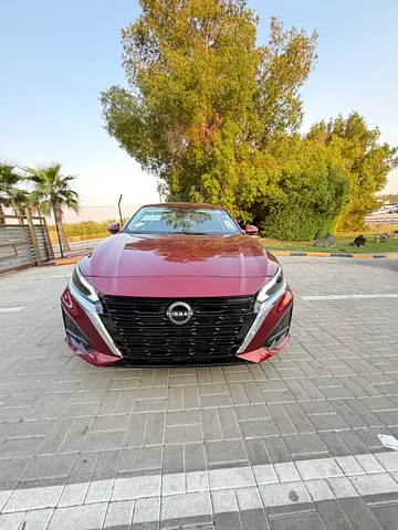 2024 Nissan Altima SL | American Specs | Top Option