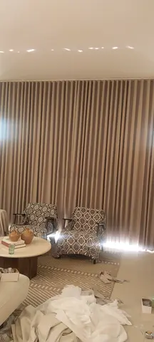 Full-length beige fabric curtains (ready to hang) - set of panels