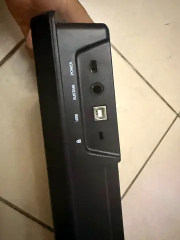 Compact soundbar with USB and aux input - used