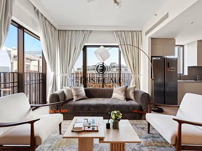 Gorgeous Furnished 2BR Near the Beach