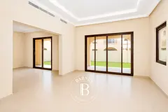 Back To Back | Type 4 | Maids | Well Maintained