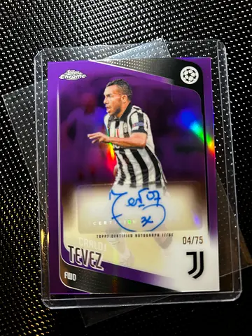 Carlos Tevez Auto 4/75 Purple Refractor – 2025-26 Topps Chrome UEFA Juventus Legend