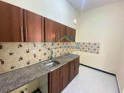 Proper 1Bhk Budget friendly 1BHk with Separate kitchen close to shabiya Parking inside villa