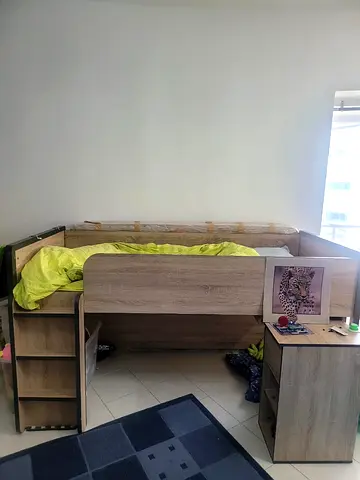 BED FRAME/ CHILDREN LOFT TYPE BED FRAME