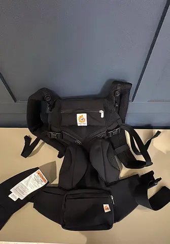 Ergo Baby Carrier / Front Back Carrier (Black)
