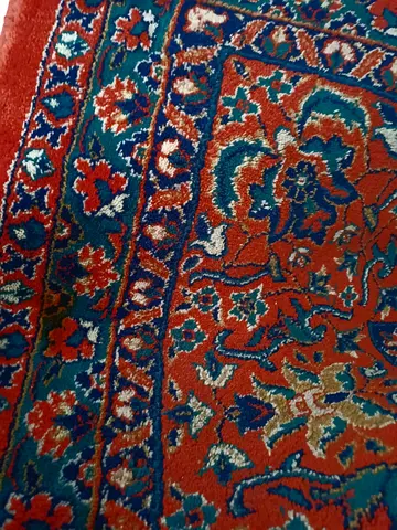 Turkish BIG one Carpet 300 ,400cm heavy weight Throw away price