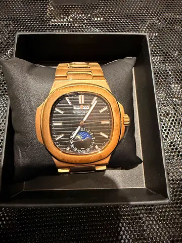 Rose Gold Patek Philippe Nautilus Moon Phase Watch COPYMASTER