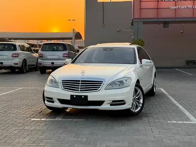 مرسيدس S550L وارد يابان صبغ وكالة ما عدى قطعة ، فول اوبشن قمة في النظافة