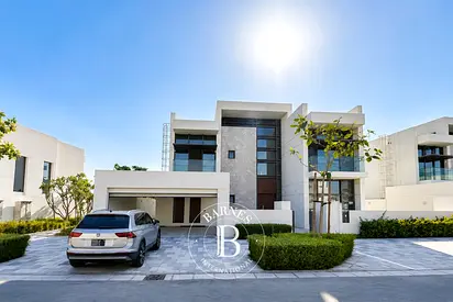 Single Row with Private Pool | Large Plot