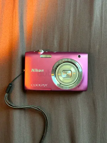 Nikon Coolpix Compact Digital Camera - Pink, Box New Condition