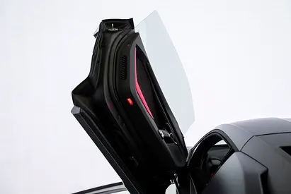 صورة 6 لـ 2024 Lamborghini REVUELTO