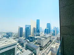 Luxury 1 BR | High Floor | Skyline View