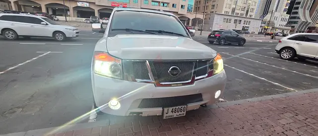 2010 Nissan Armada LE V8 – 1 Owner – GCC Spec – Very Well Maintained