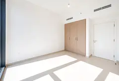 Unobstructed Sea and Downtown Skyline Views|Vacant