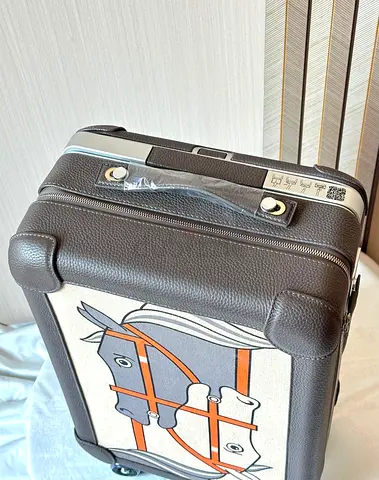 Hermes R.M.S Cabin suitcase