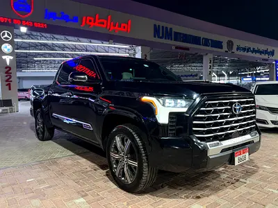 2023 Toyota TUNDRA photo 3