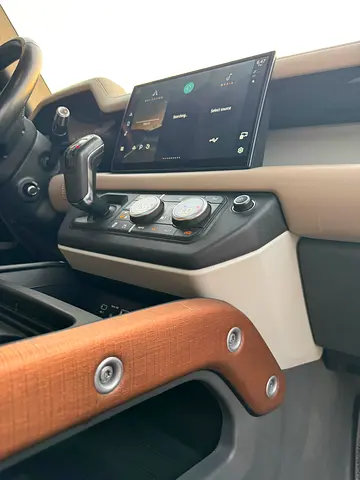 2022 LAND Rover DEFENDER — миниатюра 17