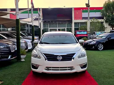 Nissan Altima SE 2015 GCC Specs - Well Maintained