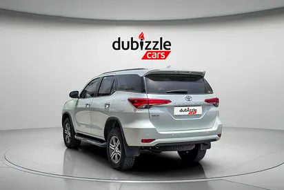2025 Toyota FORTUNER 照片 8