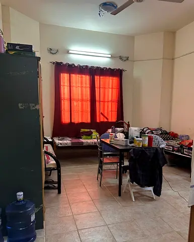 Executive bachelor Bed space available for monthly basis