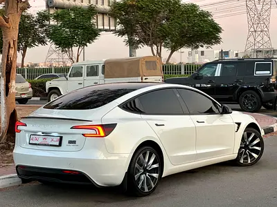 TESLA MODEL 3 LONG RANGE 2024 GCC UNDER WARRANTY FULL OPTION