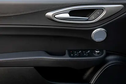 Alfa Romeo Giulia Competizione, миниатюра 13