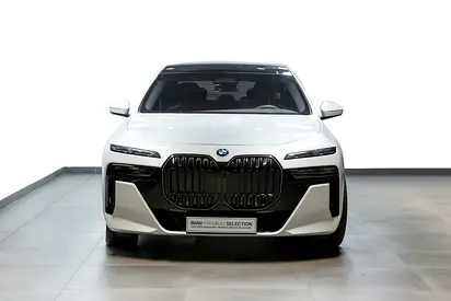 صورة مصغرة 2 لـ 2025 BMW 7-SERIES