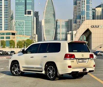 صورة 7 لـ 2021 Toyota LAND CRUISER