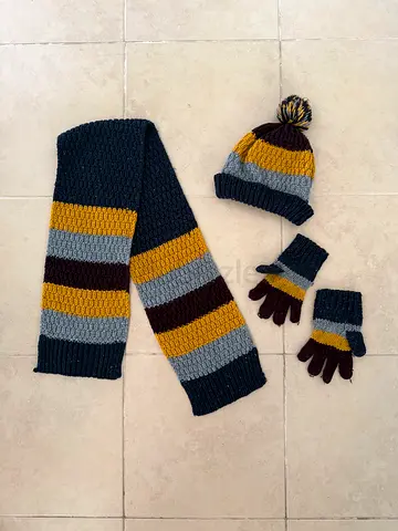 M and S Scarf, Hat  gloves - Age 6-10