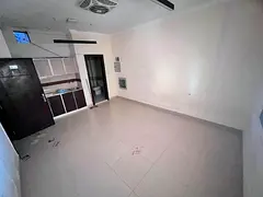Studio apartment for employees or young people, large space, in a prime location