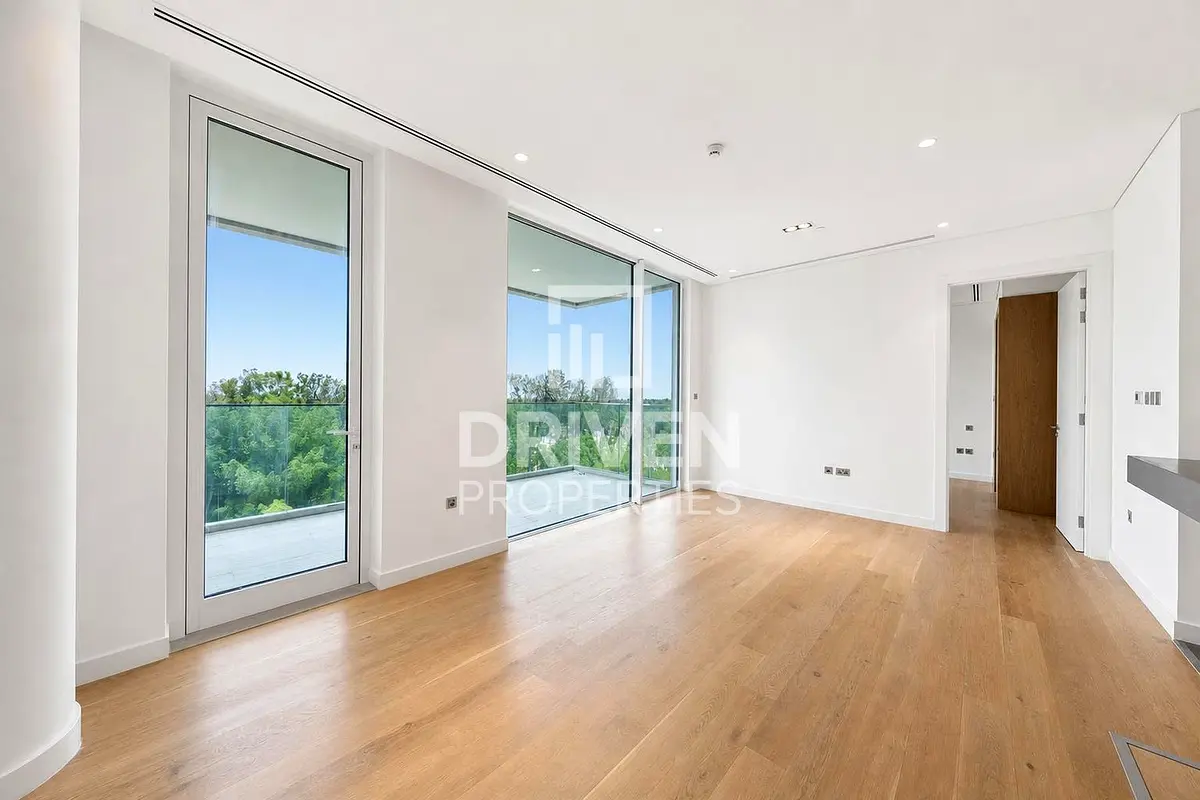 gallery-tour