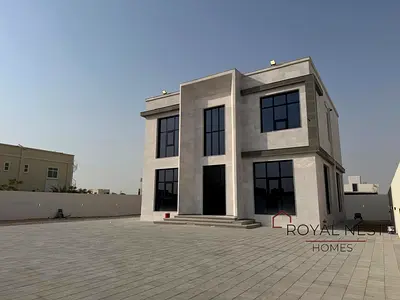 Brand New | High End Finishing | With Maid + Store