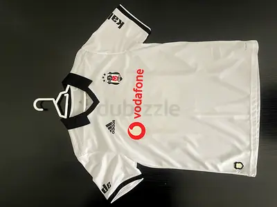Beşiktaş 18/19 Home Football Jersey - Size Medium