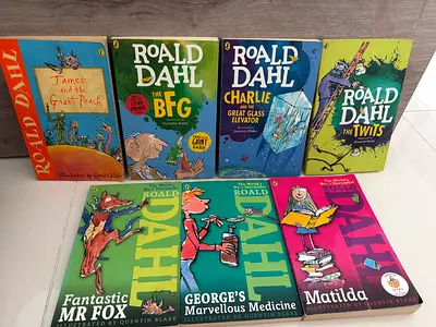 Set of 7 Roald Dahl Paperback Books - Classic Childrens Collection brand new never used perfect con