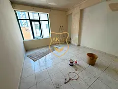 Small 1BHK Available for Family – Central A/C