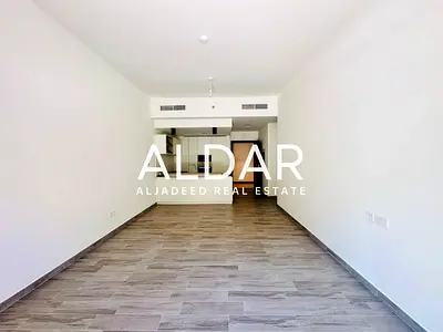 Ellington|Fitted Appliances|Huge Terrace|4 Chqs