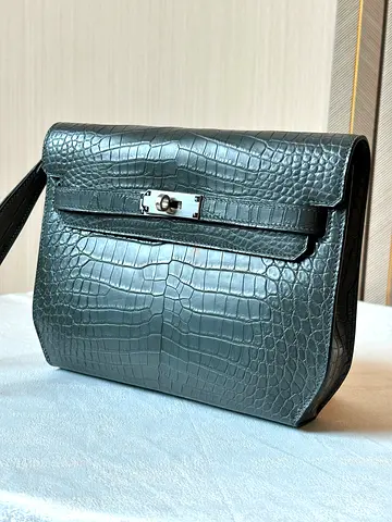 Hermes Kelly Depeches 25 pouch