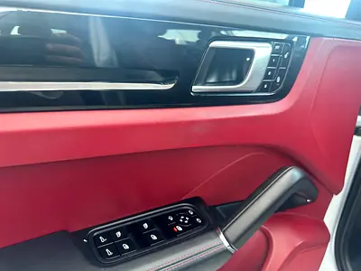2019 Porsche CAYENNE — миниатюра 11