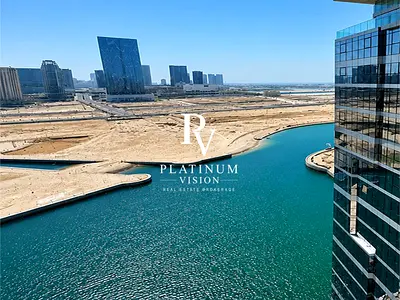 MOVE-IN READY | High Floor | Canal + Pool View | Kitchen Appliances