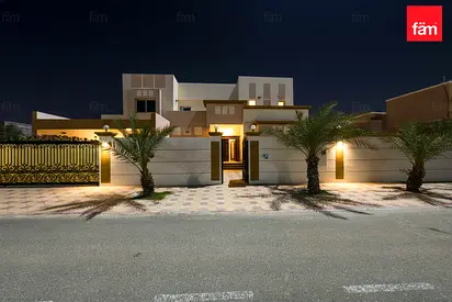 Suburban Villa For Family, Easy Access To The City