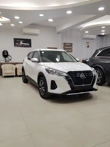 صورة 3 لـ 2023 Nissan KICKS
