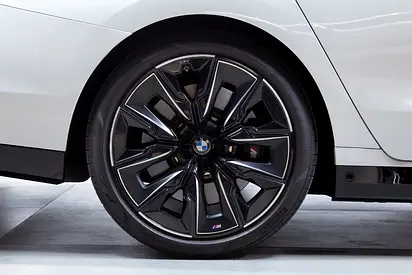 صورة مصغرة 15 لـ 2025 BMW 7-SERIES