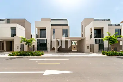 Modern Villa | Vacant | Great Quality