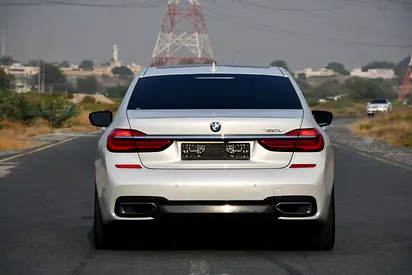 2016 BMW 7-SERIES 缩略图 4